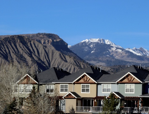apartments with colorado mountains behind